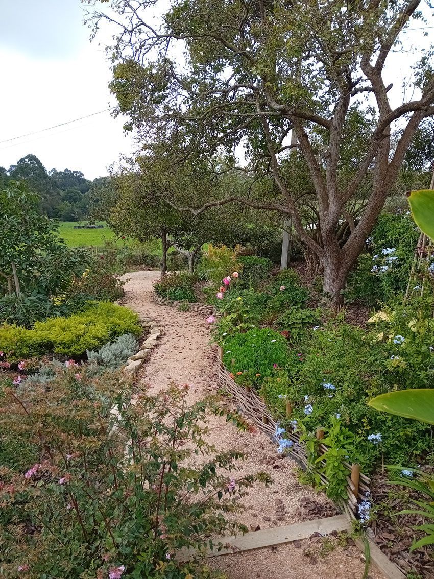 Jardin. Art Retreat Asturias. Rural Cottage retreat. PACA.